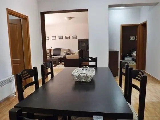 Center Budva Holiday Home - Oda Düzeni