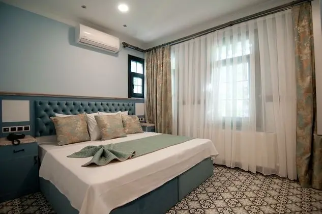Center Hill Hotel