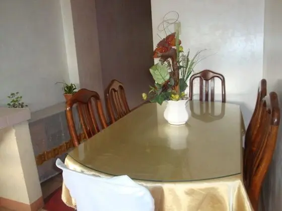 Center Parkway Pension House - Yerinde Yemek