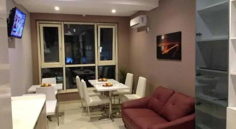 Center Rooms Oresti - Bar