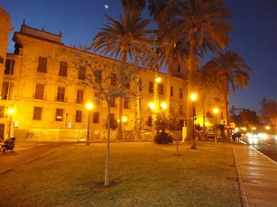 Center Valencia - Dış Mekan