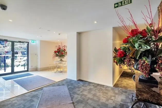 Central 3 bed, loft apartment in the CBD w Parking - Lobi