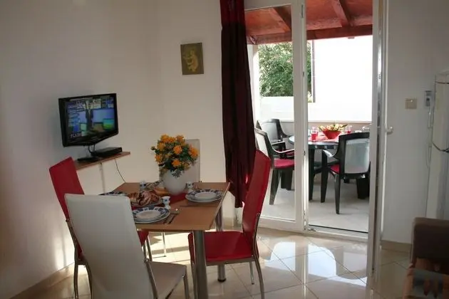 Central - 40m From the Beach - A2 - Yerinde Yemek