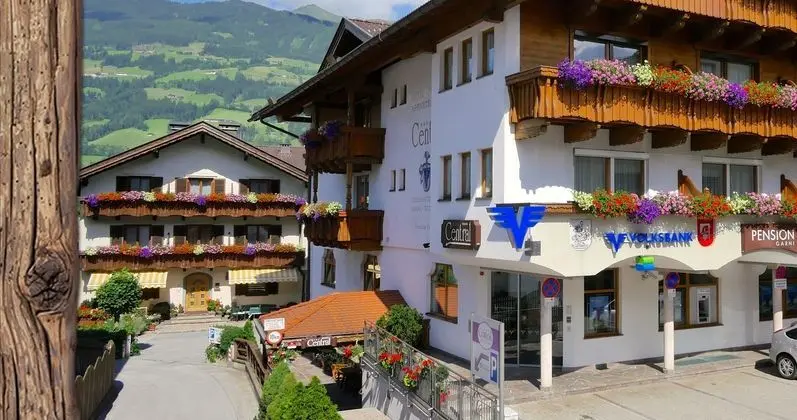Central Hotel & Apart mit Landhaus - Dış Mekan