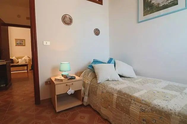 Central Apartment On The Beach With Balcony, Wi-fi Air Conditioning Parking - Oda