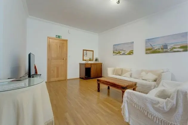 Central Apartment in St Julian s Perfect for Families