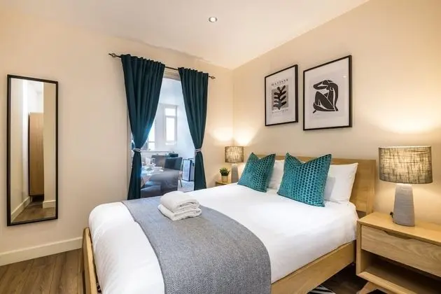 Central Apt With 5 Views AND a Roof-top Bar - Öne Çıkan Resim