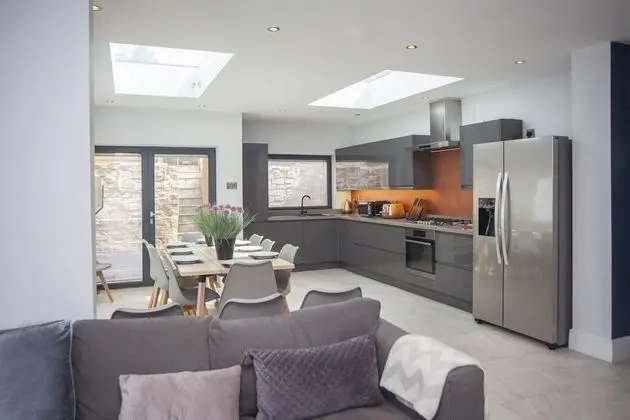 Central Bath House Group Accommodation