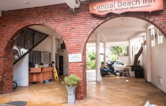 Central Beach Inn - Lobi