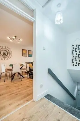 Central Belfast Apartments: Salisbury - İç Mekan