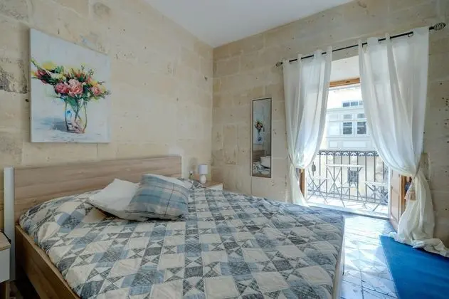 Central and Cosy 2BR Apartment in Valletta - Oda Düzeni