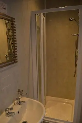 Central Cove Guesthouse - Banyo Tipleri