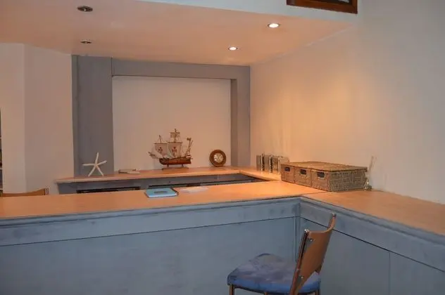 Central Cove Guesthouse - Bar