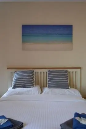 Central Cove Guesthouse - Oda