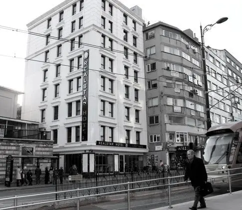 The Central Hotel
