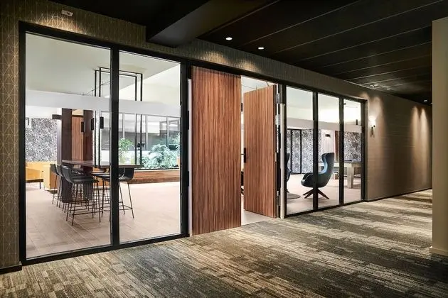 The Central Kirchberg - Smart Aparthotel - Lobi