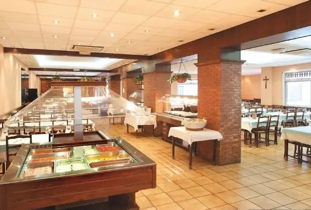 Hotel Central - Yerinde Yemek