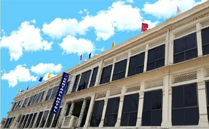 Central Hotel - 1