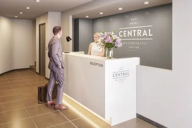 Hotel Central Luzern - Lobi