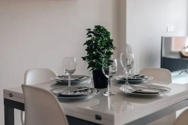 Central Modern Flat Sleeps 6 - Dedicated Parking - Oda