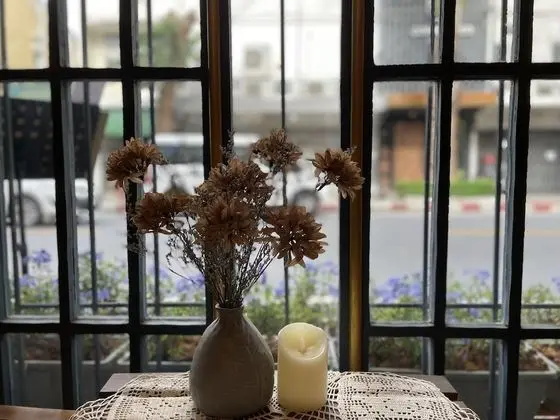Central Old Town Cottage - Lobi