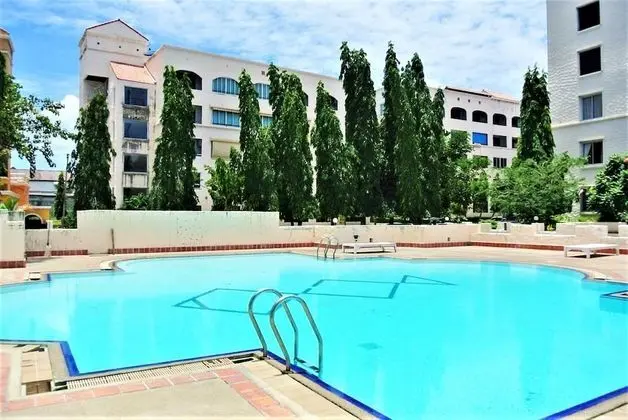 Central Pattaya Apartment - Havuz