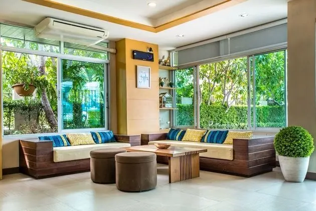 Central place serviced apartment 1 - Lobi