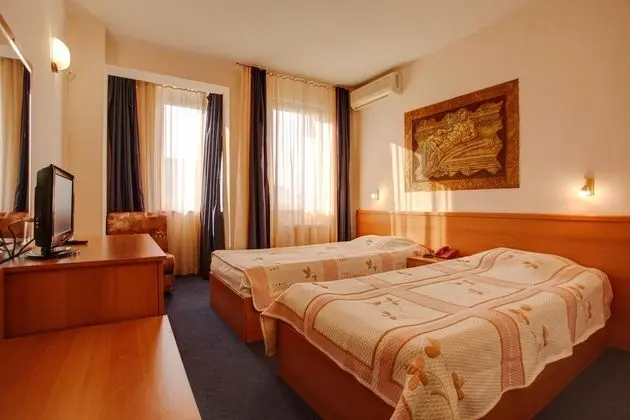 Central Plaza Hotel - Genel