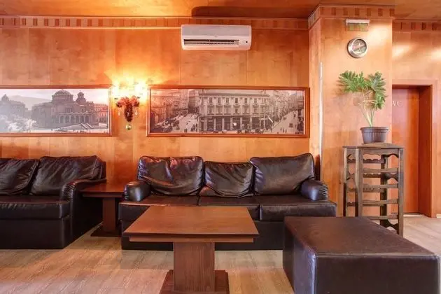 Central Plaza Hotel - Lobi