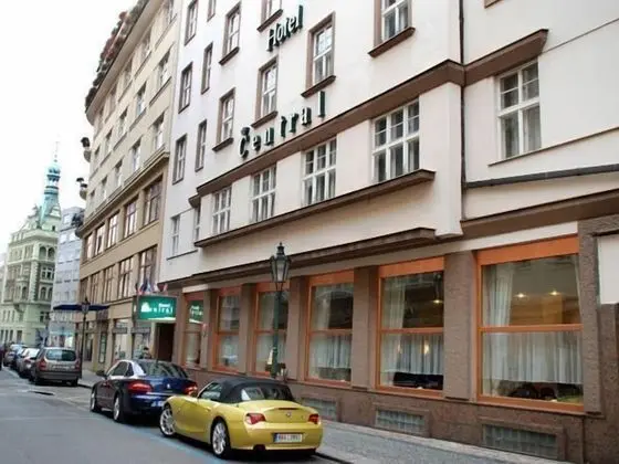 Central Hotel Prague - Dış Mekan