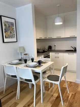 Central Rental - Apartament Przytulny - Mutfak