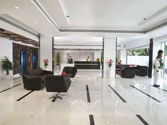 The Central Residency - Lobi
