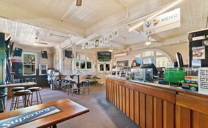 Central Hotel Stroud - İç Mekan