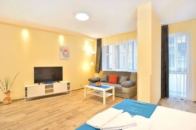 Central Studio 2 - Öne Çıkan Resim