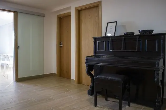 Central Suites 3 - Lobi