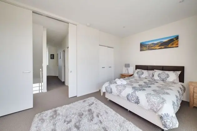Central Taupo 3 bed Apartment - Oda