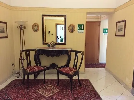 Hotel Centrale Europa - Lobi
