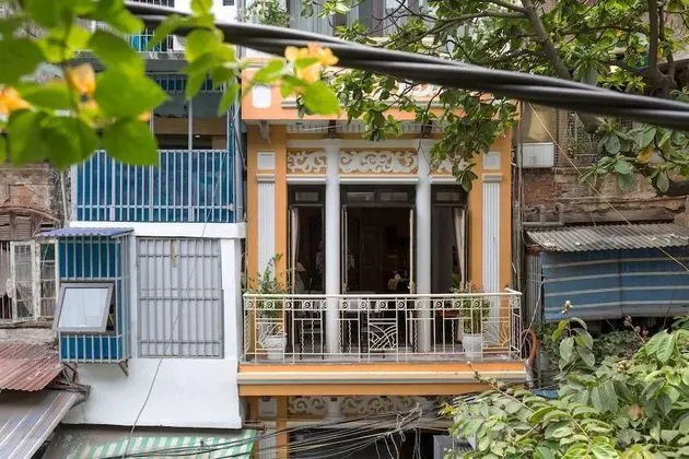 Centraltique Homestay & Travel