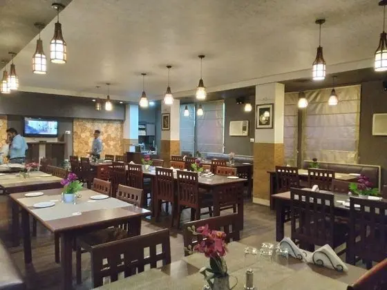Hotel Centre Point Tezpur - Yerinde Yemek