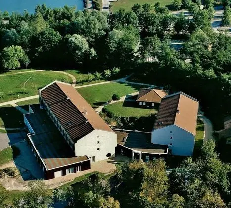 Hotel Centre Vallée Bleue - 1