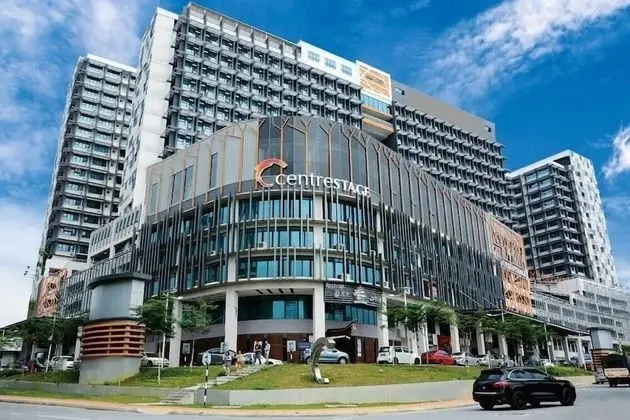 Centrestage Petaling Jaya- Perfect Host