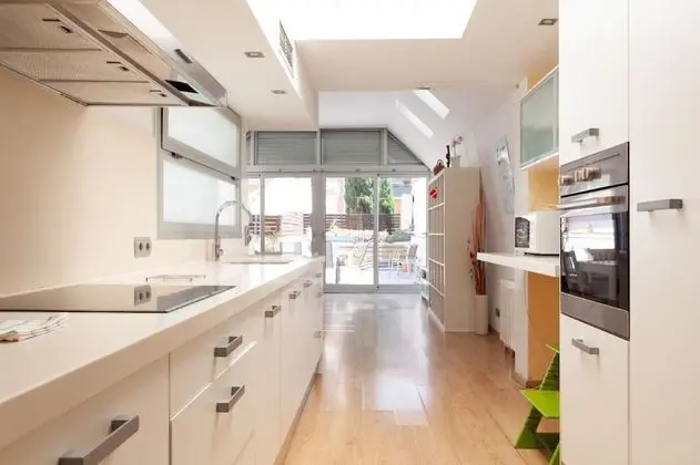 Centric Apartment Barna - Mutfak
