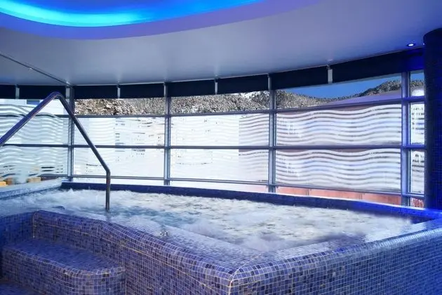 Centric Atiram Hotel - Havuz