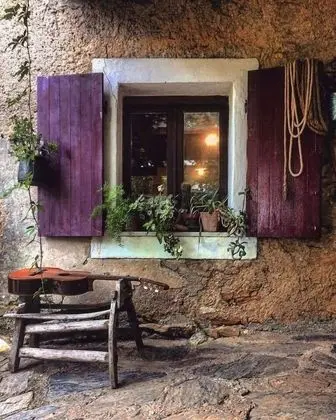 Centro Trekking A Cavallo Monte Brugiana