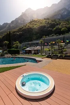Centro Vacanze Canarino - Havuz