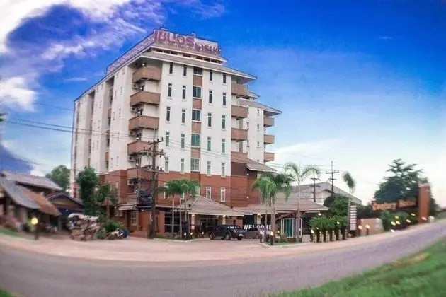 Century Grand Hotel