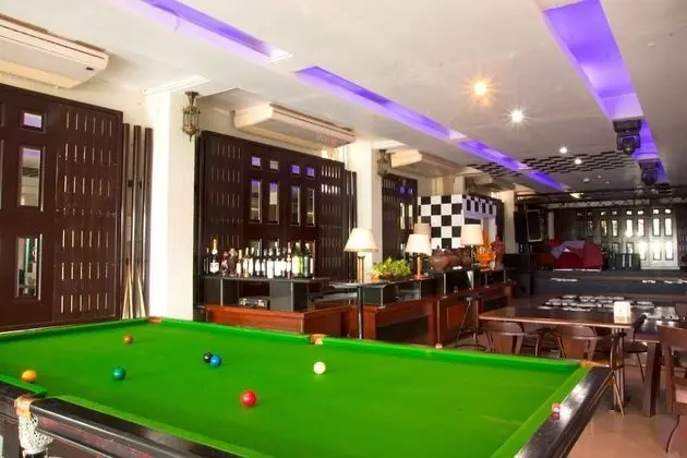 Century Grand Hotel - Lobi