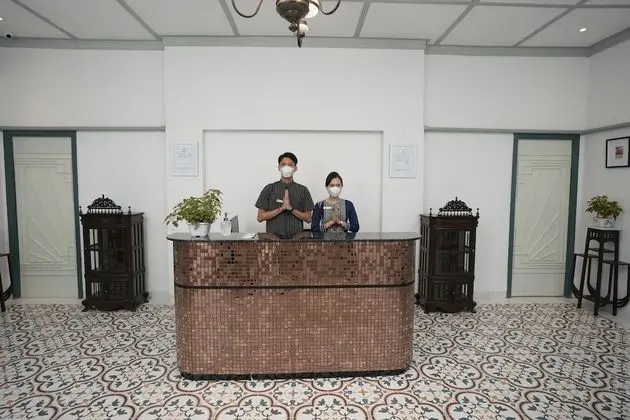 Ceria Hotel Alun Alun - Lobi