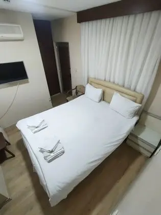 Çeşmeli Hotel
