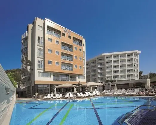 Cettia Beach Resort - 1
